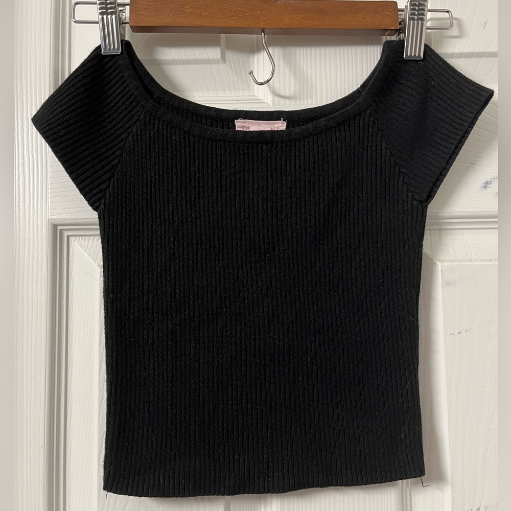 Full Tilt Black Ribbed Cap Sleeve Crop Top